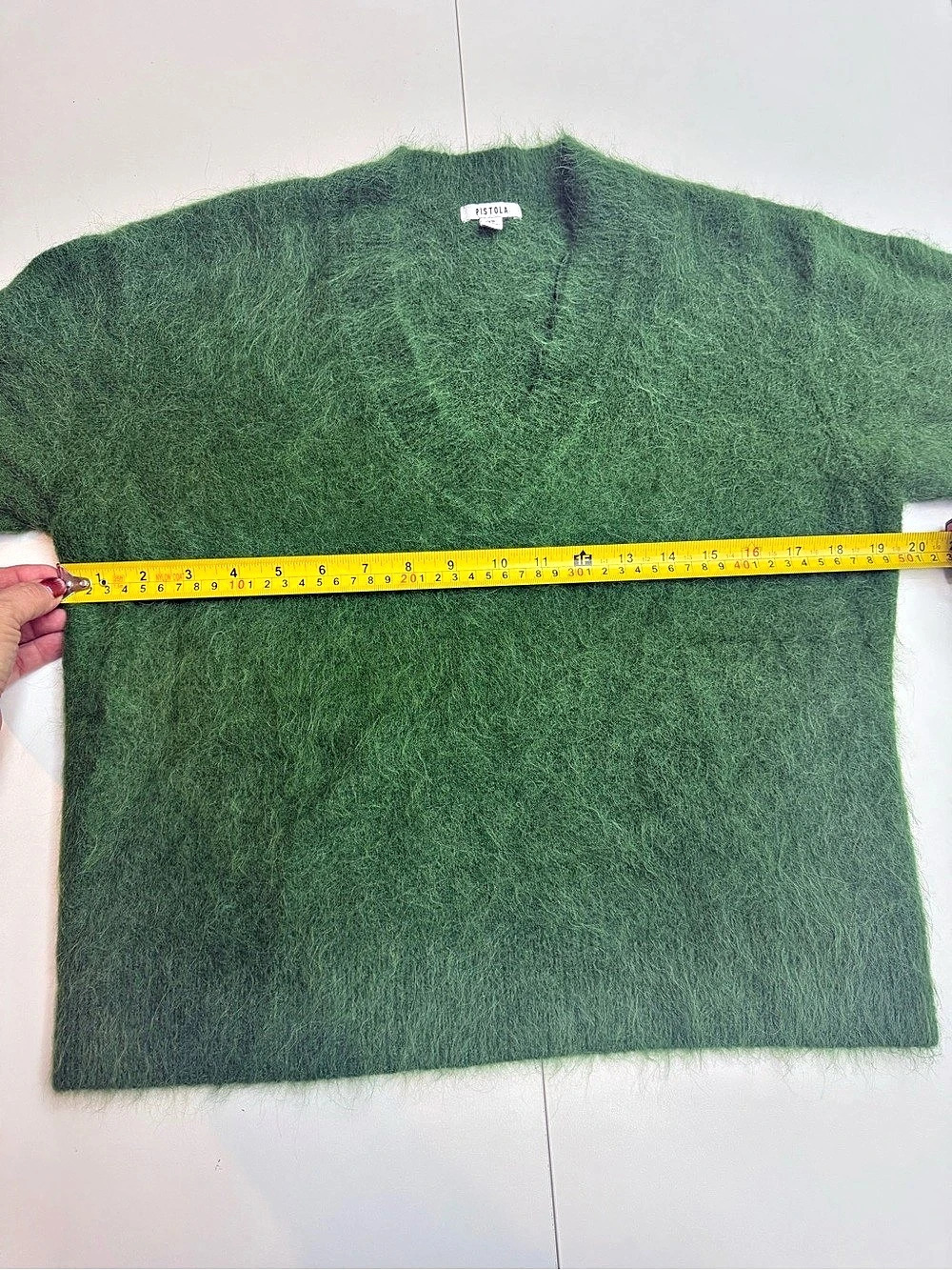 Pistola Kit Fuzzy V-Neck Longsleeve Pullover Sweater size XS - Picture 6 of 7